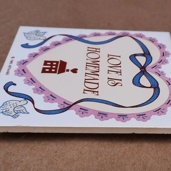 Vintage Artmark Ceramic Tile Trivet LOVE IS HOMEMADE - Picture 4 of 7